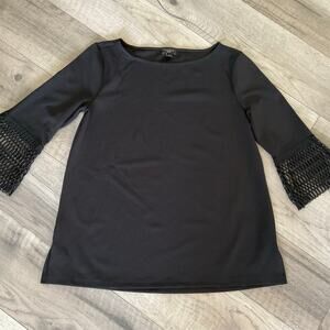 Ann Taylor factory medium petite bell sleeve with lace